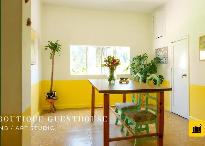 Hz Boutique Guest house